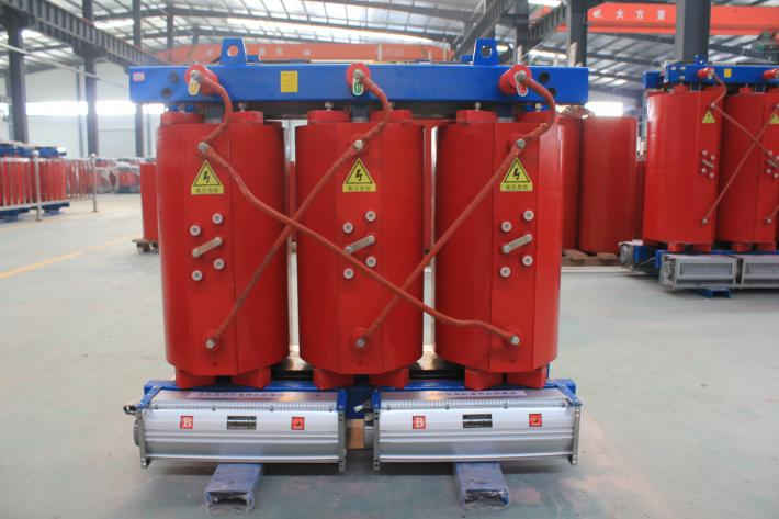 一般北京創(chuàng)聯(lián)匯通電氣全鋁的干式變壓器800kva價格是33900元，全銅的800kva干式變壓器價格是65000元。